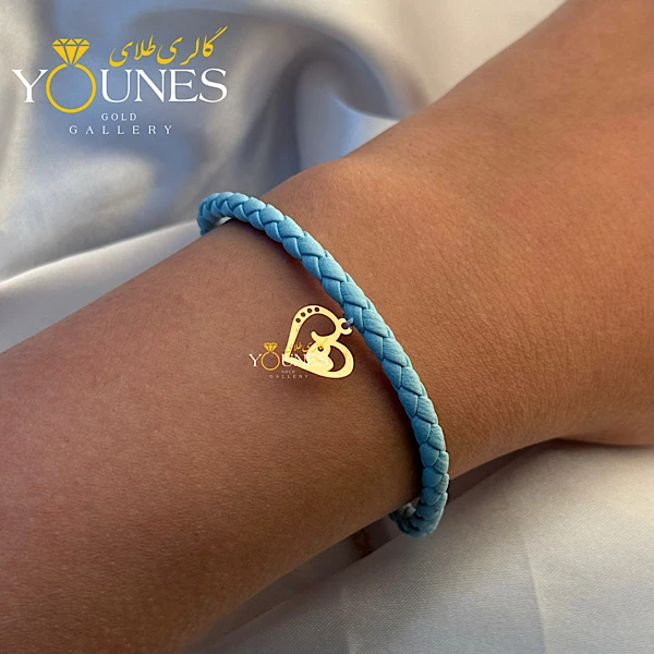 دستبند چرم قلب تو قلب طلا